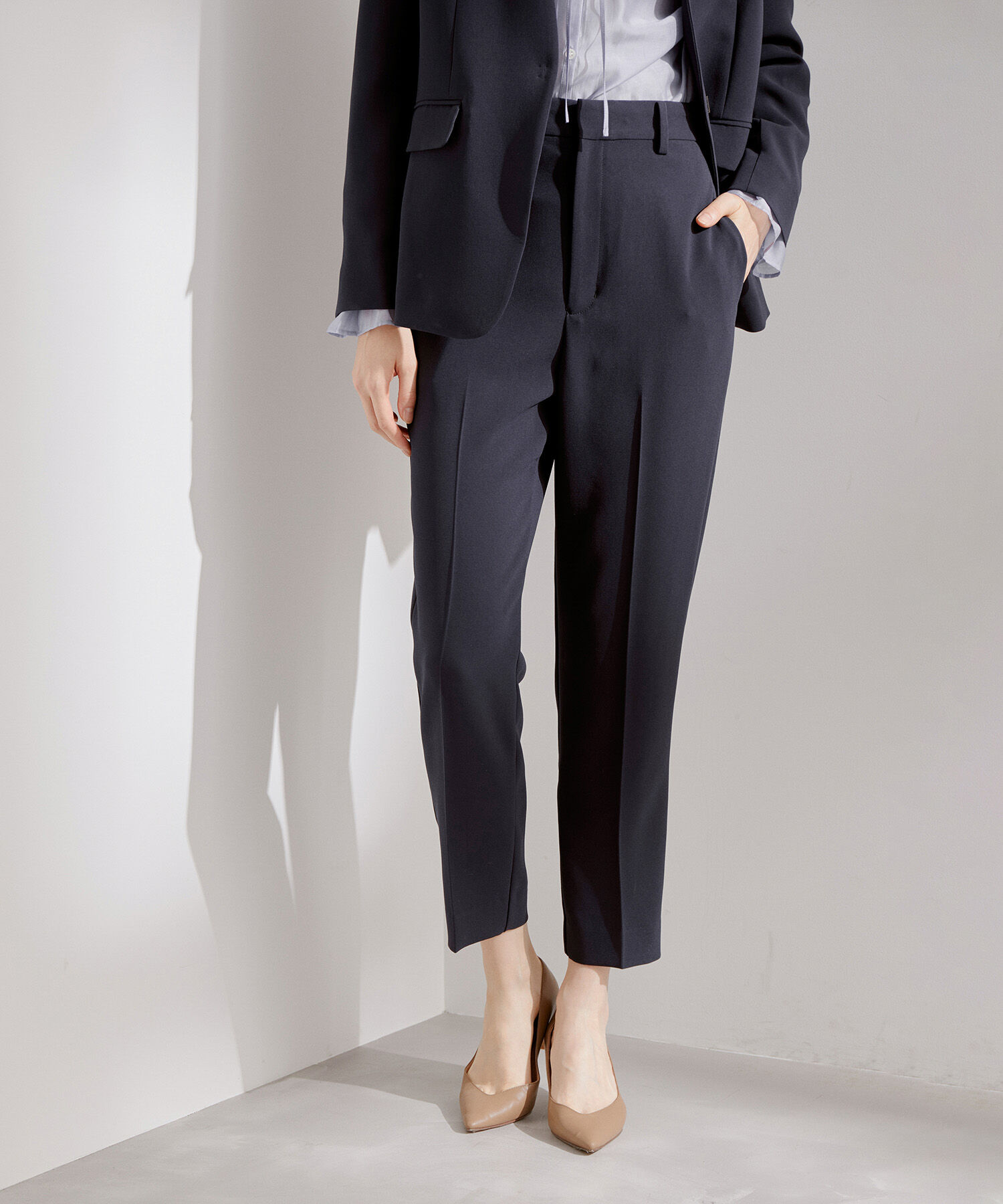 ROPE「【洗える】アセテートダブルクロス サイドアジャストテーパードパンツ/セレモニー・セットアップ対応」|その他|