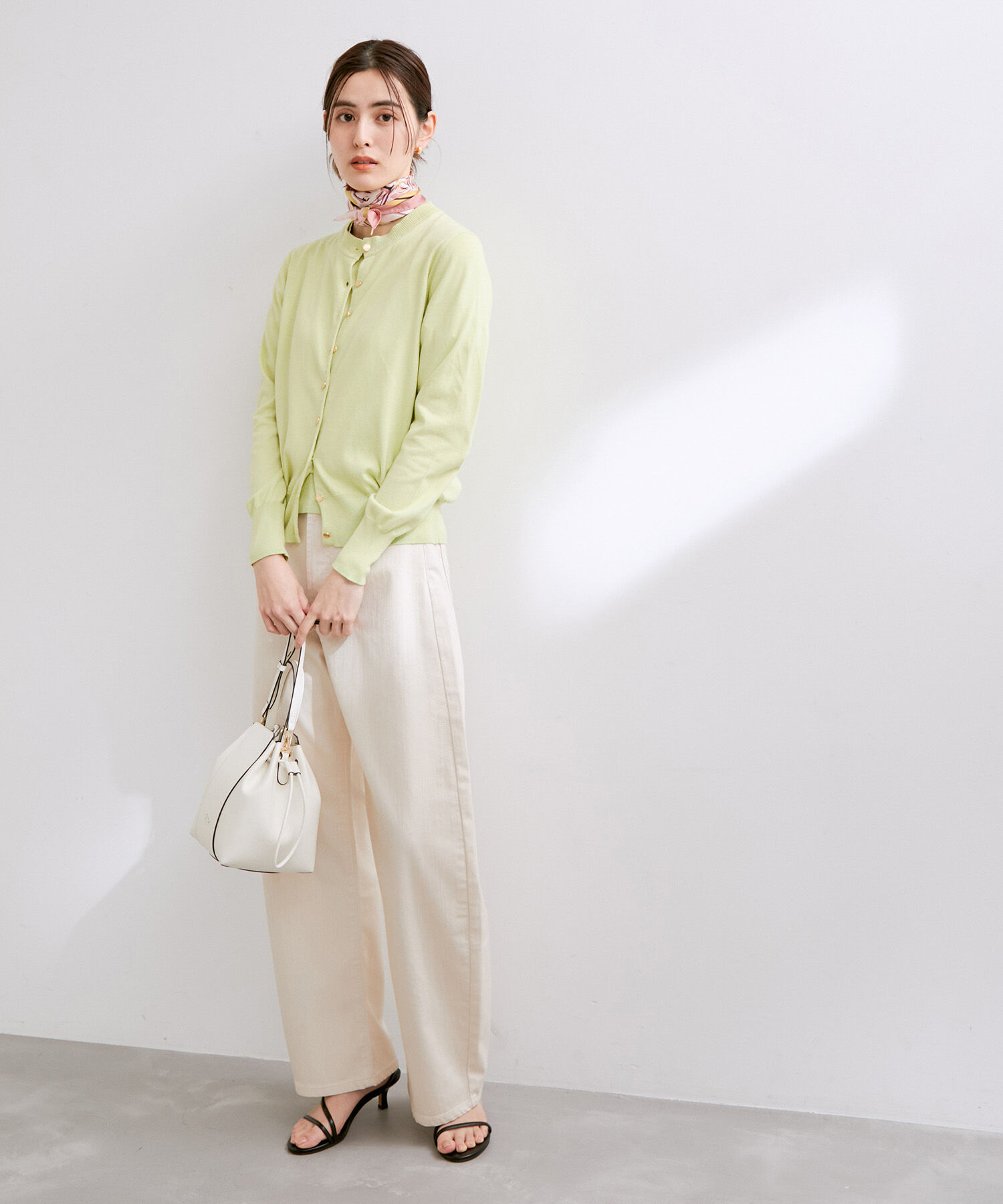 ROPE「【洗える】カーブラインカラーチノデニムパンツ」|チノ|