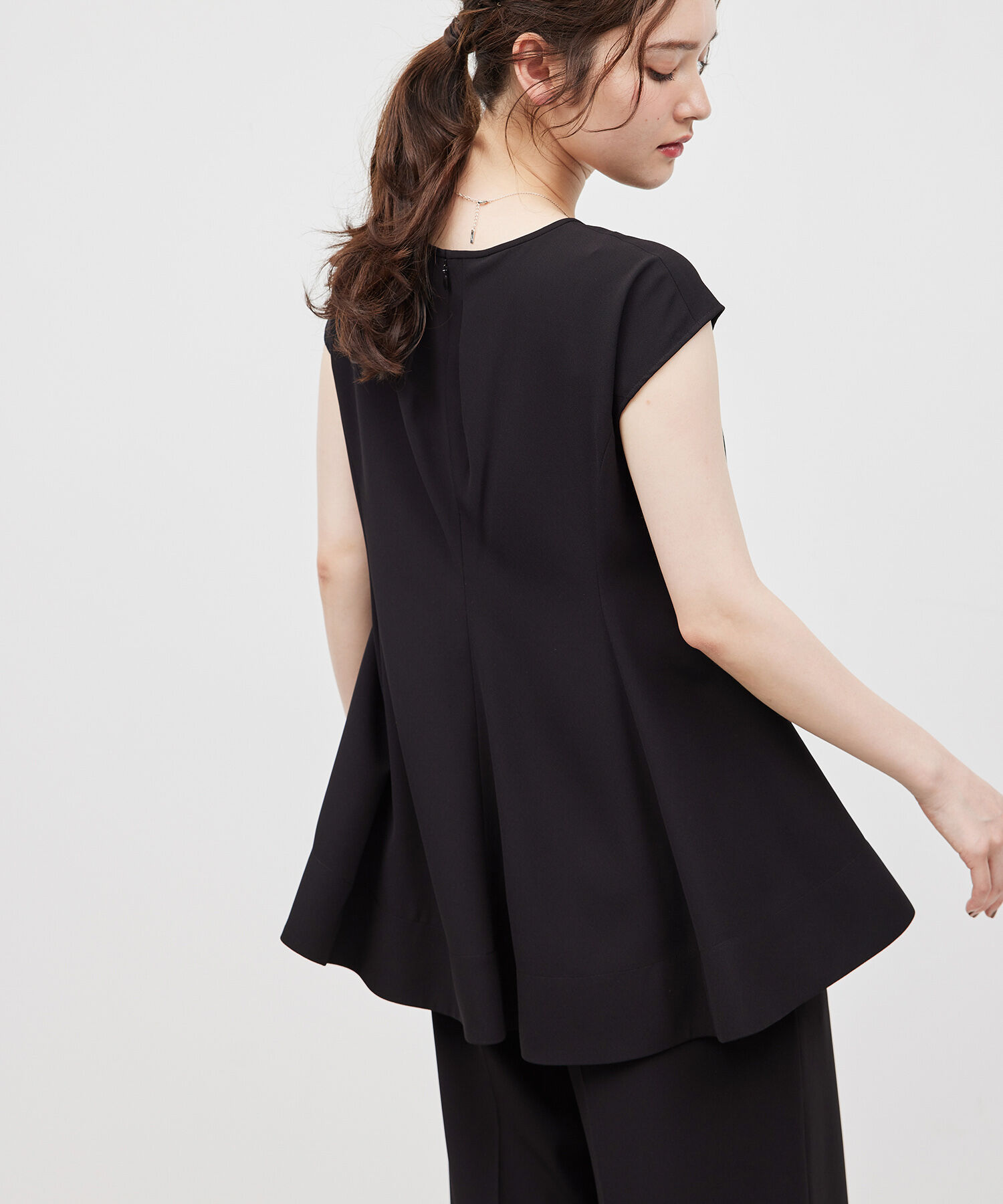 ROPE「トリアセバックサテンペプラムブラウス/セットアップ対応」|シャツ・ブラウス|