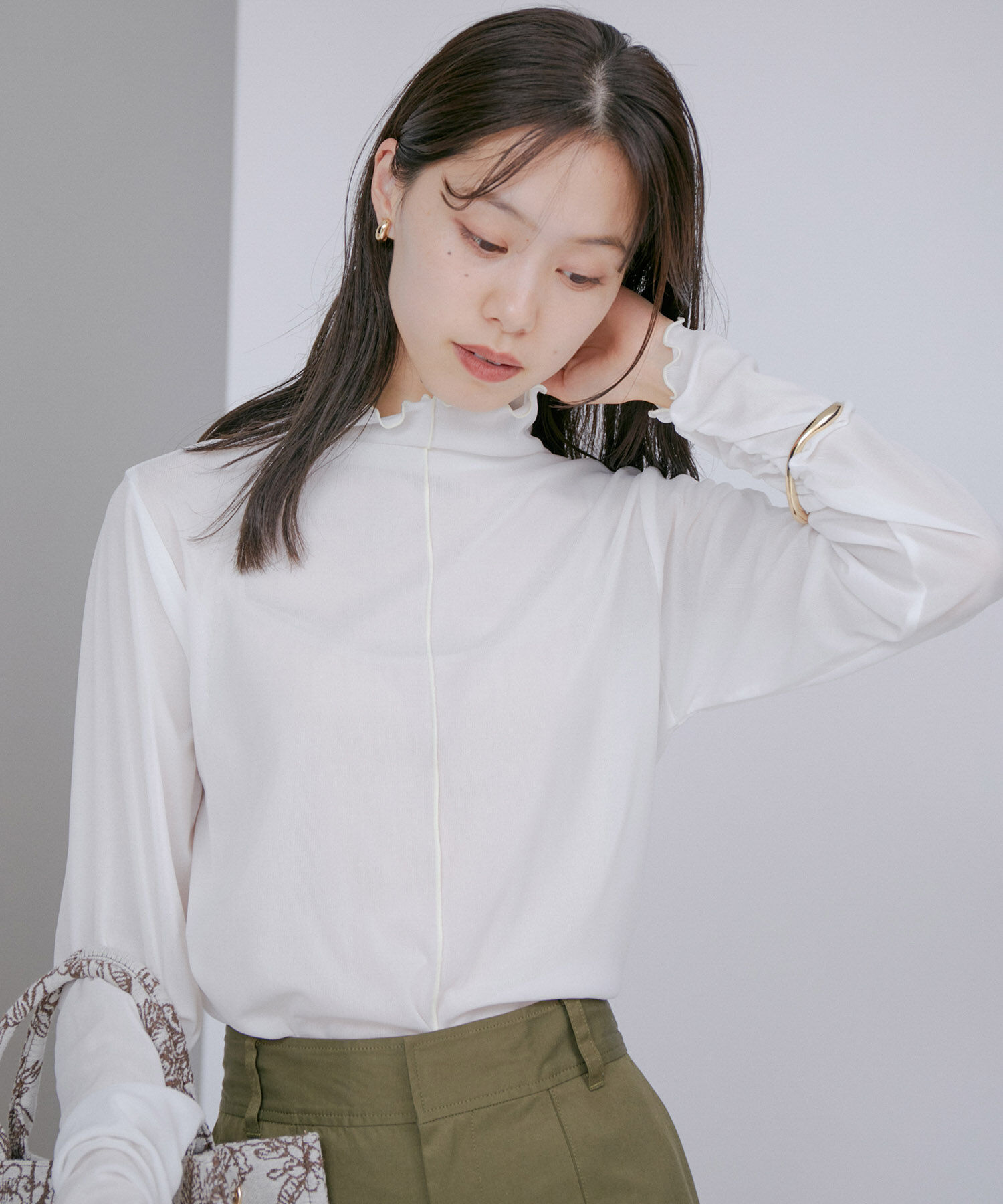 VIS「【洗える】前後2WAYシアーハイネックメローインナー」|Tシャツ・カットソー|ホワイト(10)