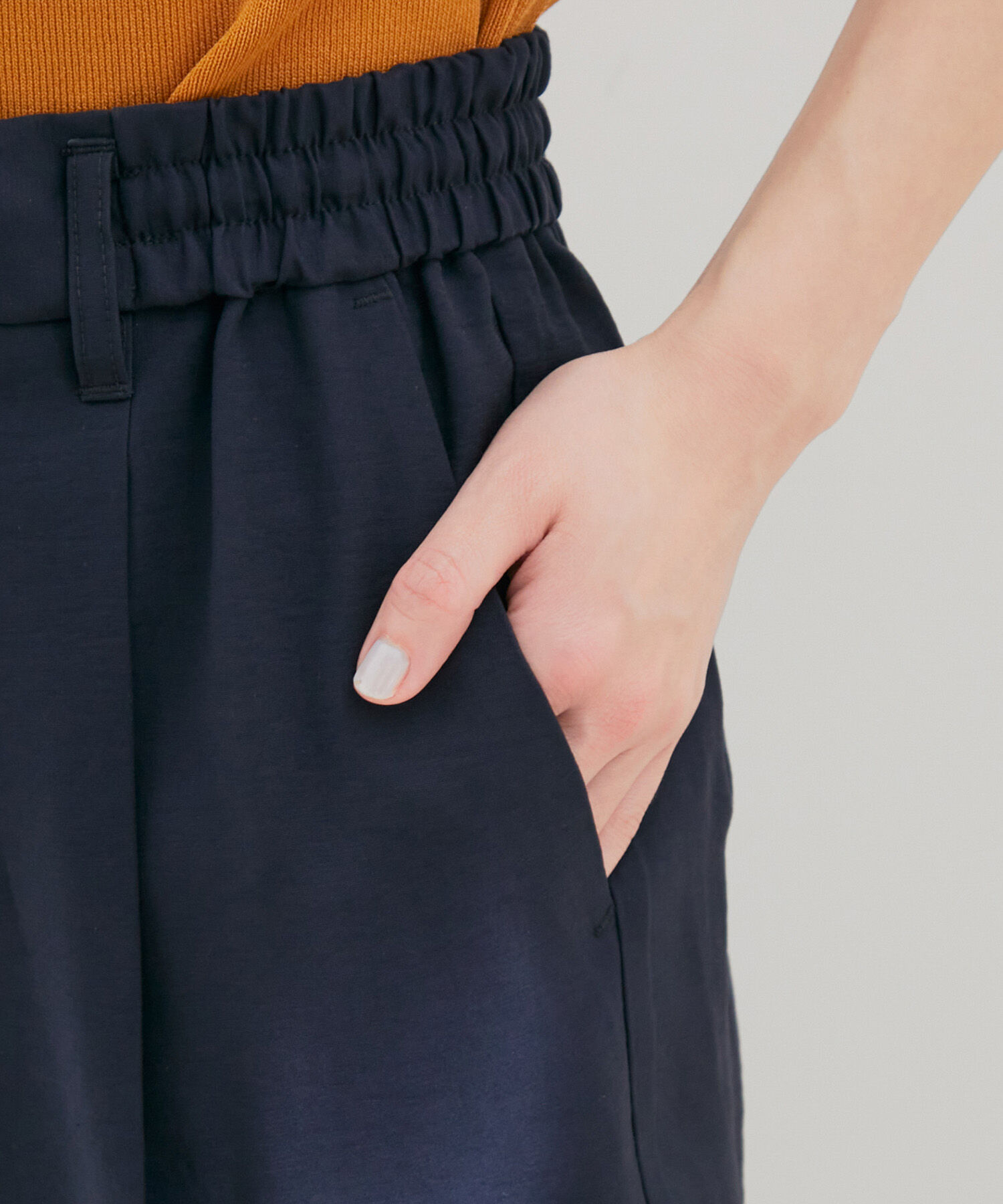 VIS「【接触冷感・洗える】イージーテーパードパンツ」|スラックス|