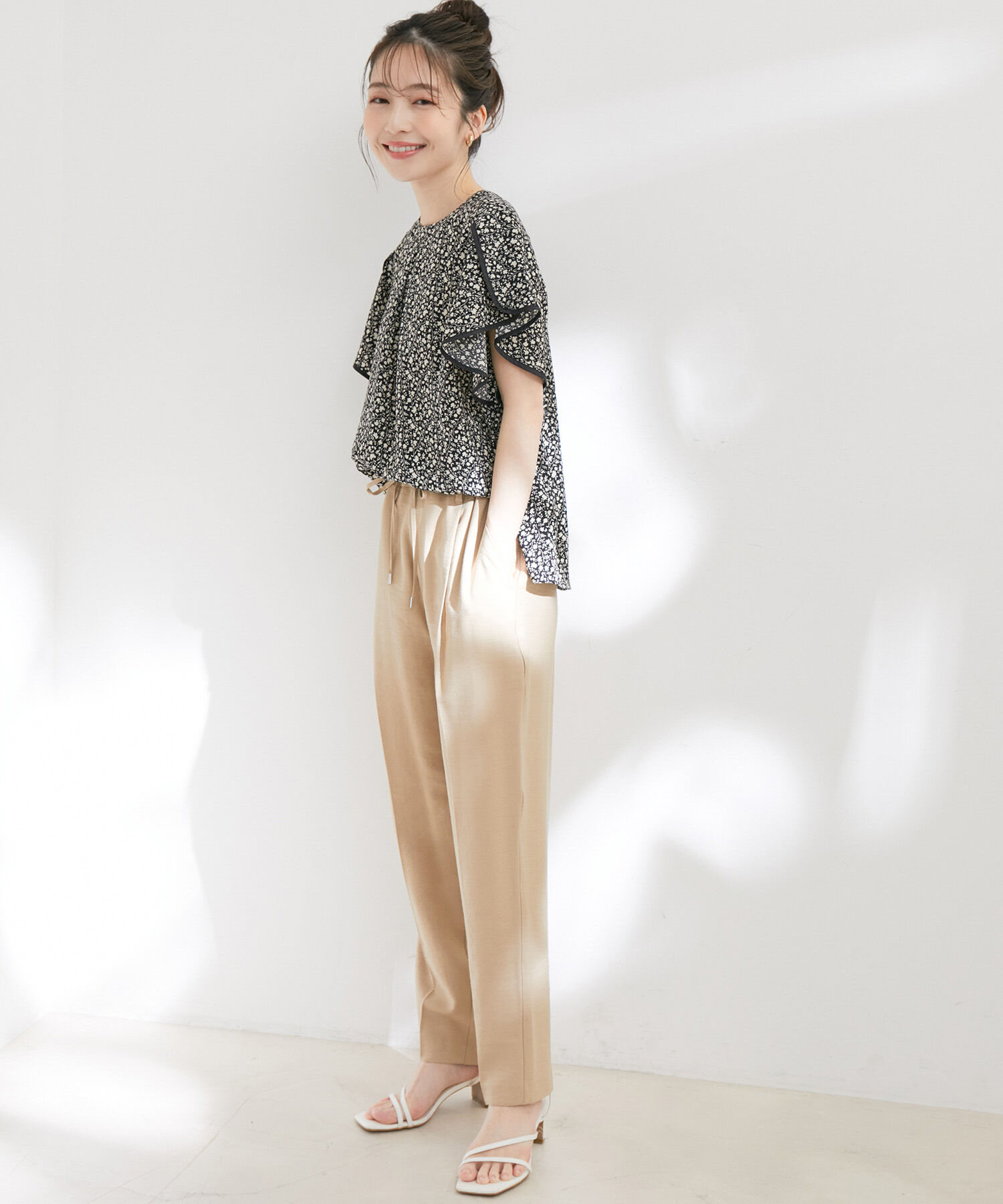 VIS「【接触冷感・洗える】イージーテーパードパンツ」|スラックス|