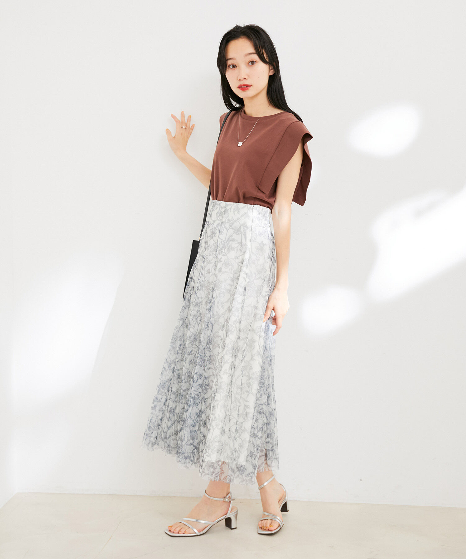 VIS「【洗える】チュール花柄プリントフレアマーメイドスカート」|スカート|