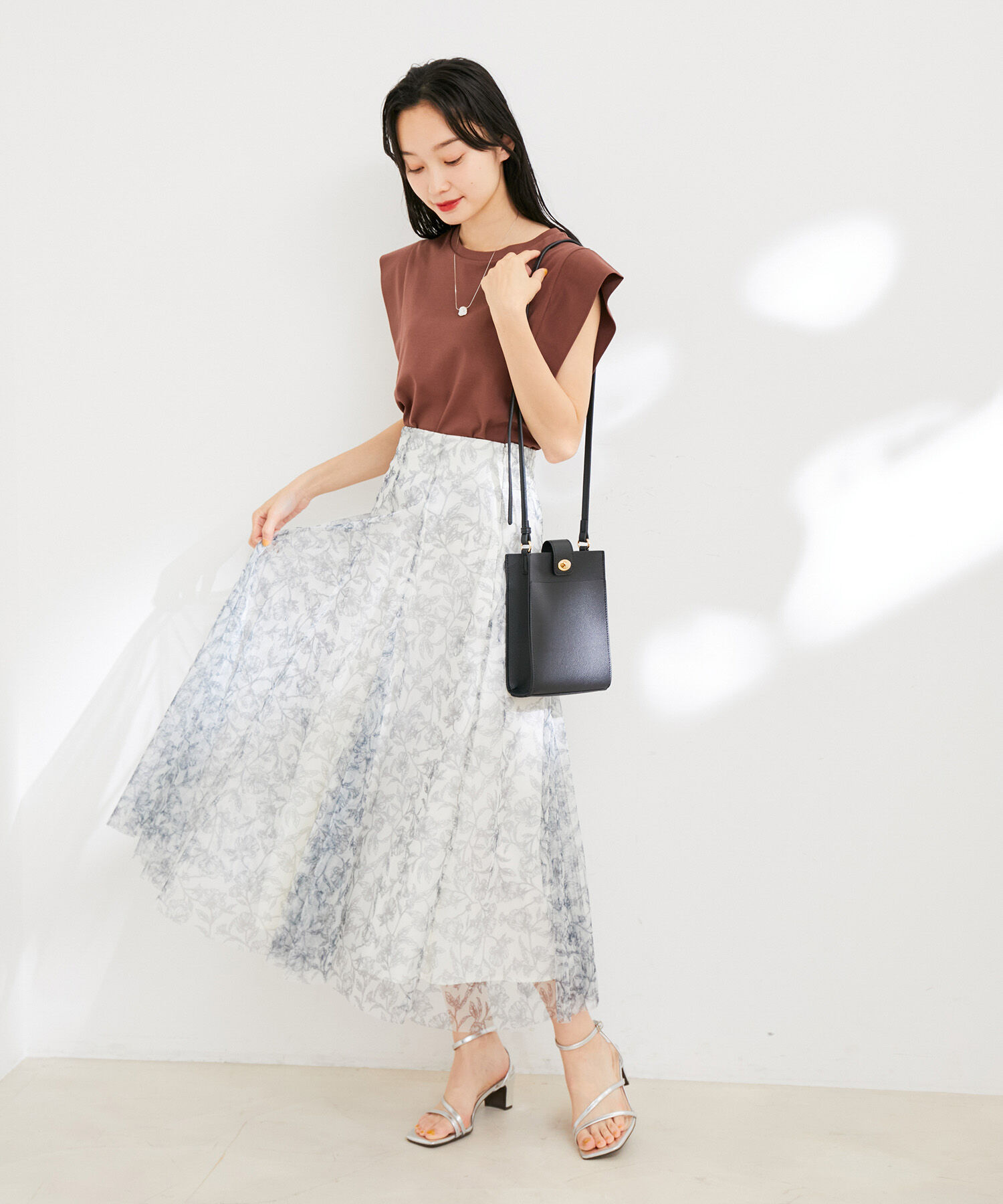 VIS「【洗える】チュール花柄プリントフレアマーメイドスカート」|スカート|