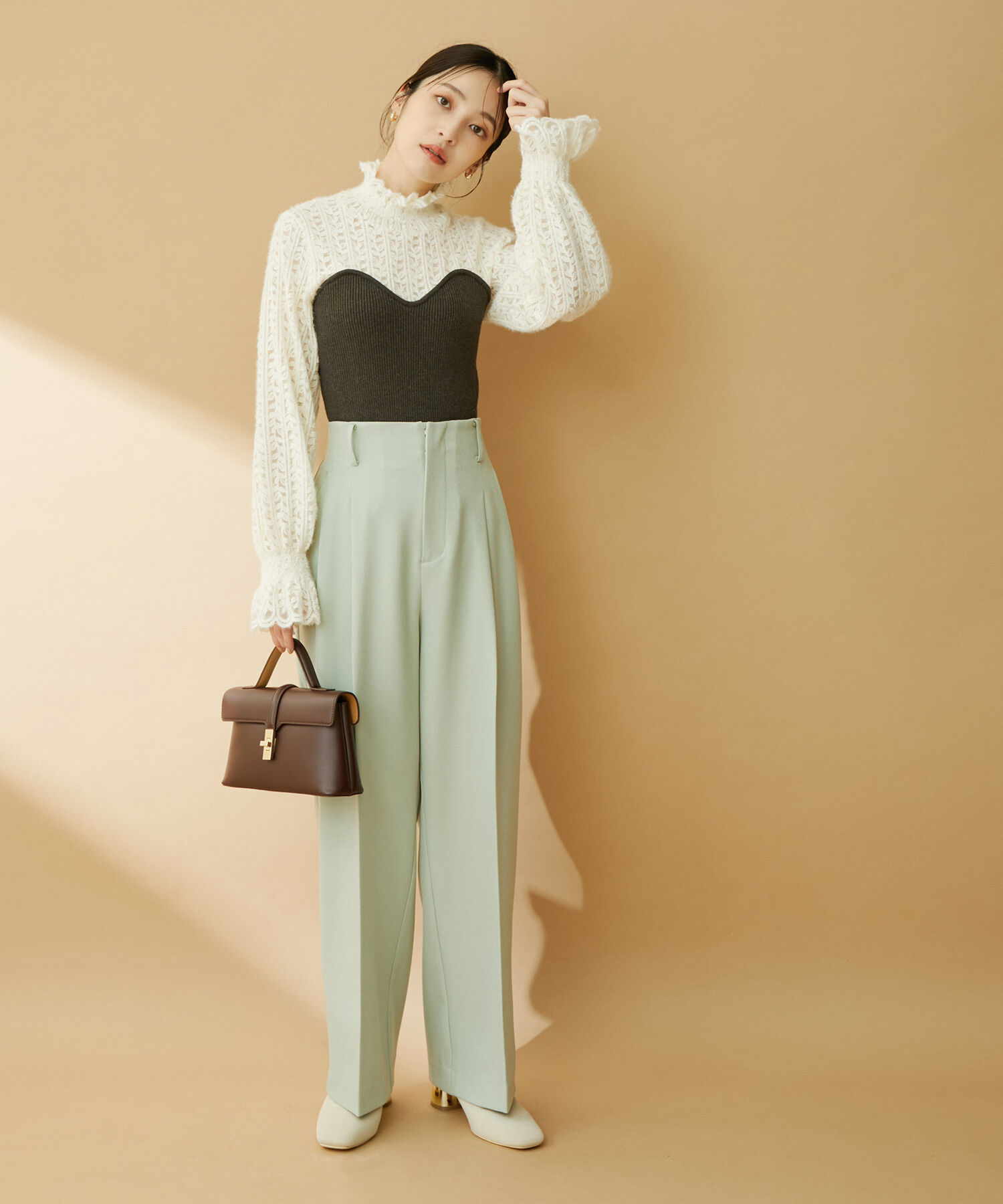 VIS「ビスチェドッキング風フレアスリーブニット」|ニット・セーター|