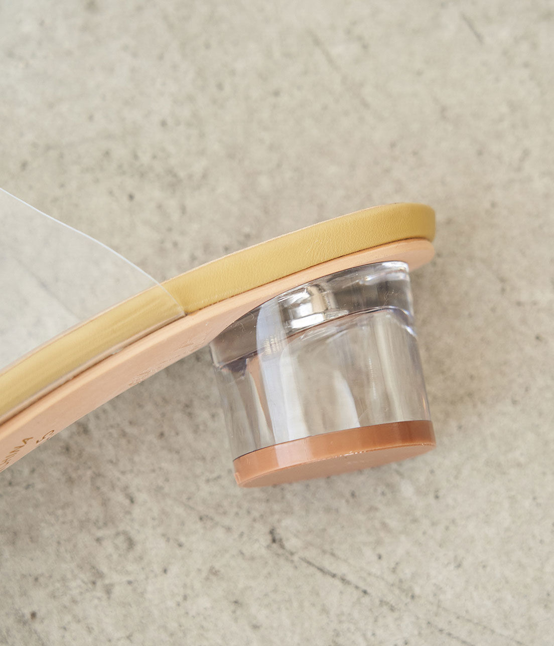 ROPE PICNIC PASSAGE「【WEB限定カラー:イエロー】クリアアッパー円柱クリアヒールミュール」|サンダル|