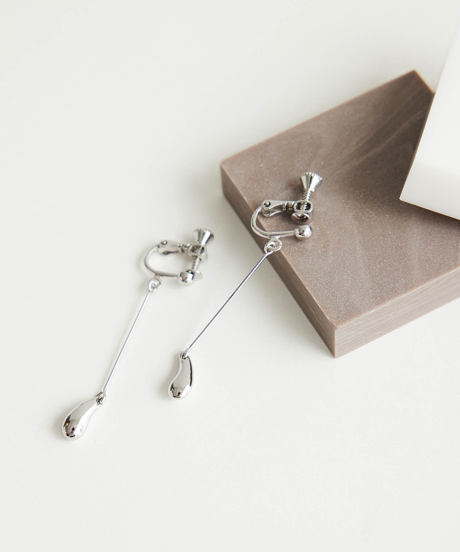 ROPE PICNIC PASSAGE「メタルドロップロングイヤリング」|イヤリング|シルバー(93)