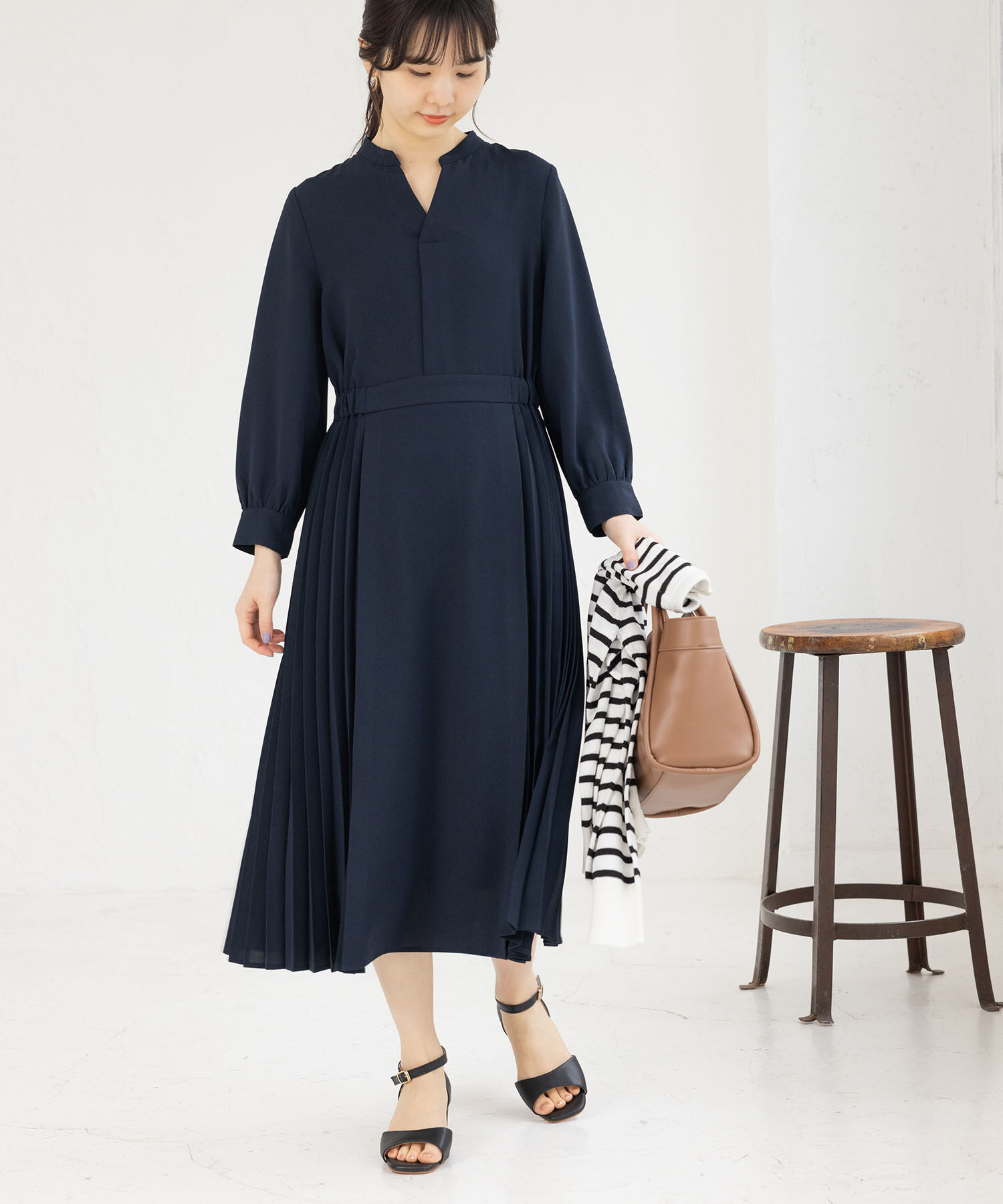 Rope&rsquo;Picnic「小柄さん向け/サイドプリーツキーネックワンピース」|ワンピース|ネイビー(40)