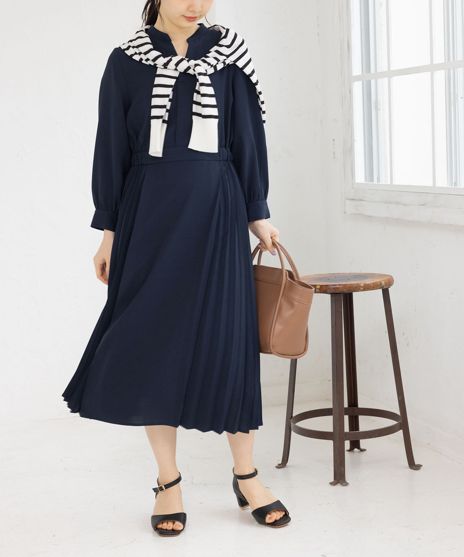 Rope&rsquo;Picnic「小柄さん向け/サイドプリーツキーネックワンピース」|ワンピース|