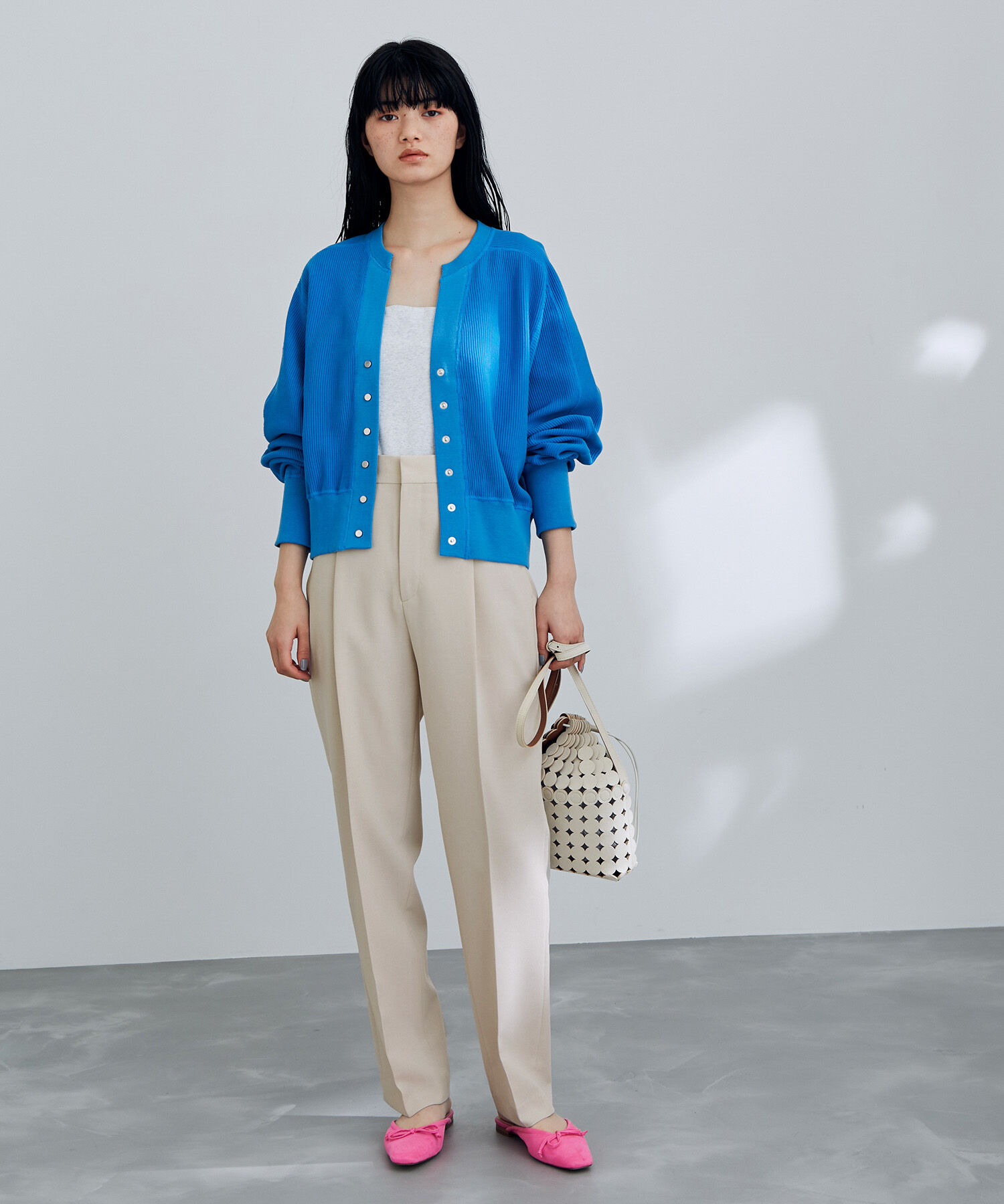 ADAM ET ROPE'「【サステナブル】スリムスラックス」|スラックス|