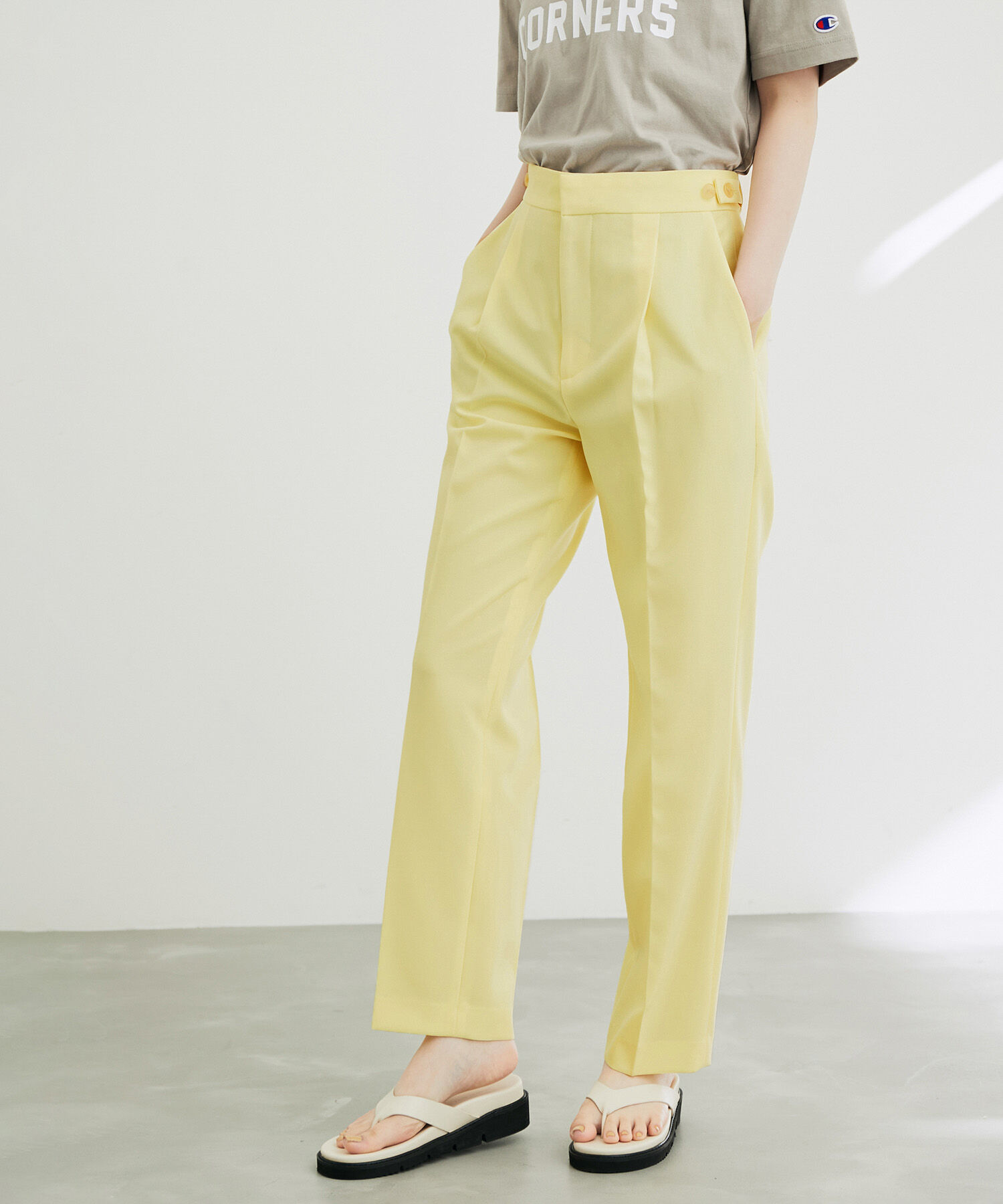 ADAM ET ROPE'「【サステナブル】スリムスラックス」|スラックス|イエロー(80)