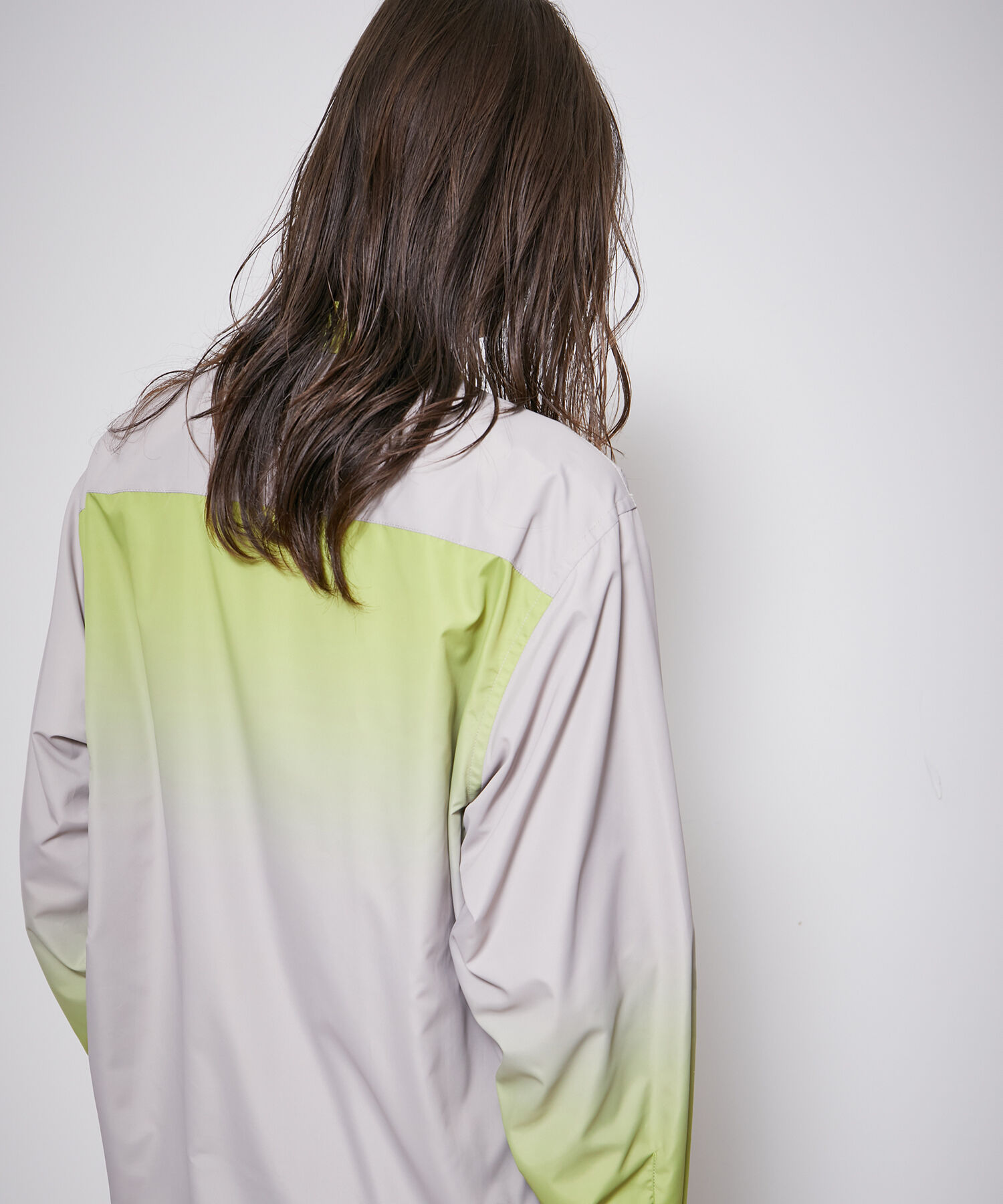 ADAM ET ROPE'「ルーズクレリック グラデーション レギュラーカラー シャツ / ユニセックス」|シャツ・ブラウス|