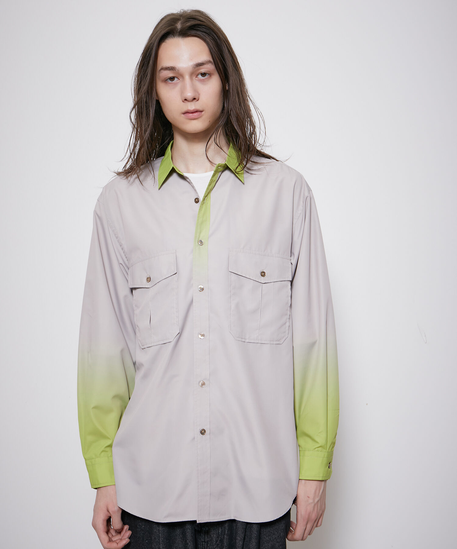 ADAM ET ROPE'「ルーズクレリック グラデーション レギュラーカラー シャツ / ユニセックス」|シャツ・ブラウス|