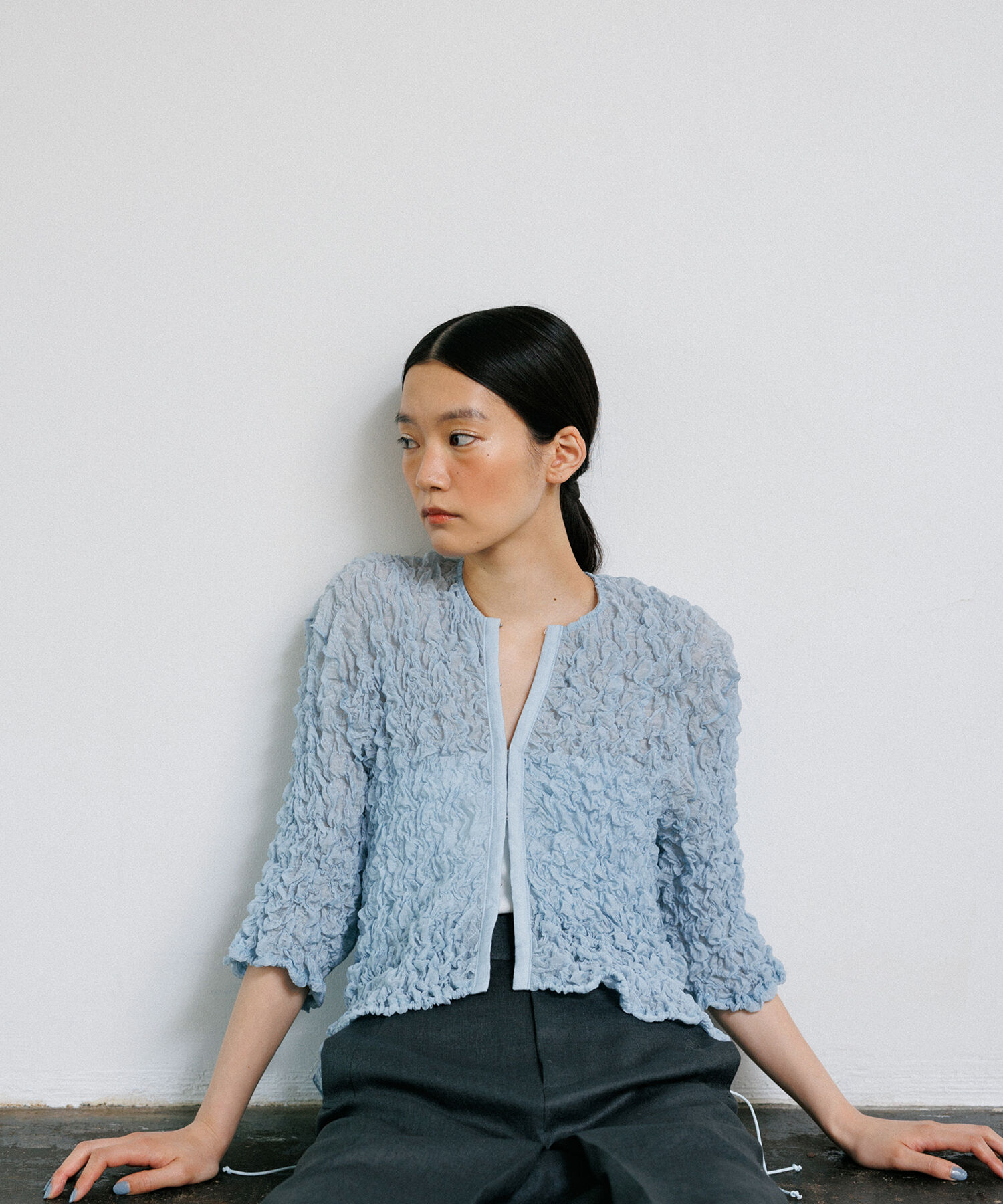 ADAM ET ROPE'「【洗える】シャーリングギャザーホックトップス」|カーディガン|