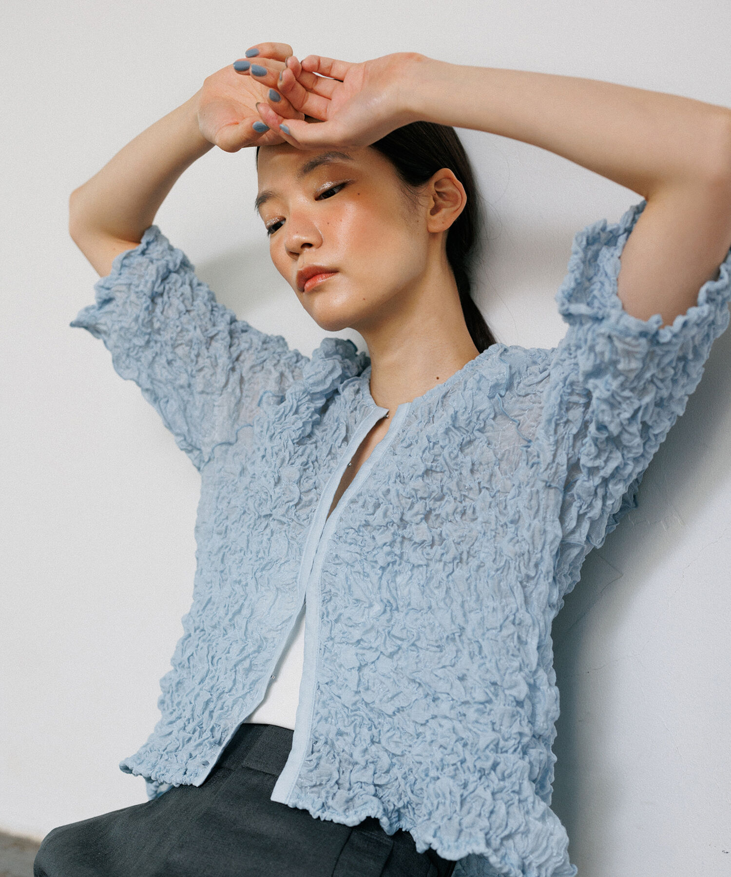 ADAM ET ROPE'「【洗える】シャーリングギャザーホックトップス」|カーディガン|