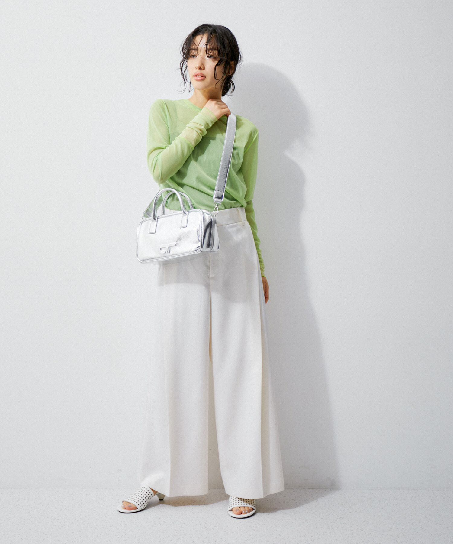 ADAM ET ROPE'「【一部WEB限定カラー・再入荷・サステナブル】ロゴスクエアボストンバッグ」|ショルダー・メッセンジャー|