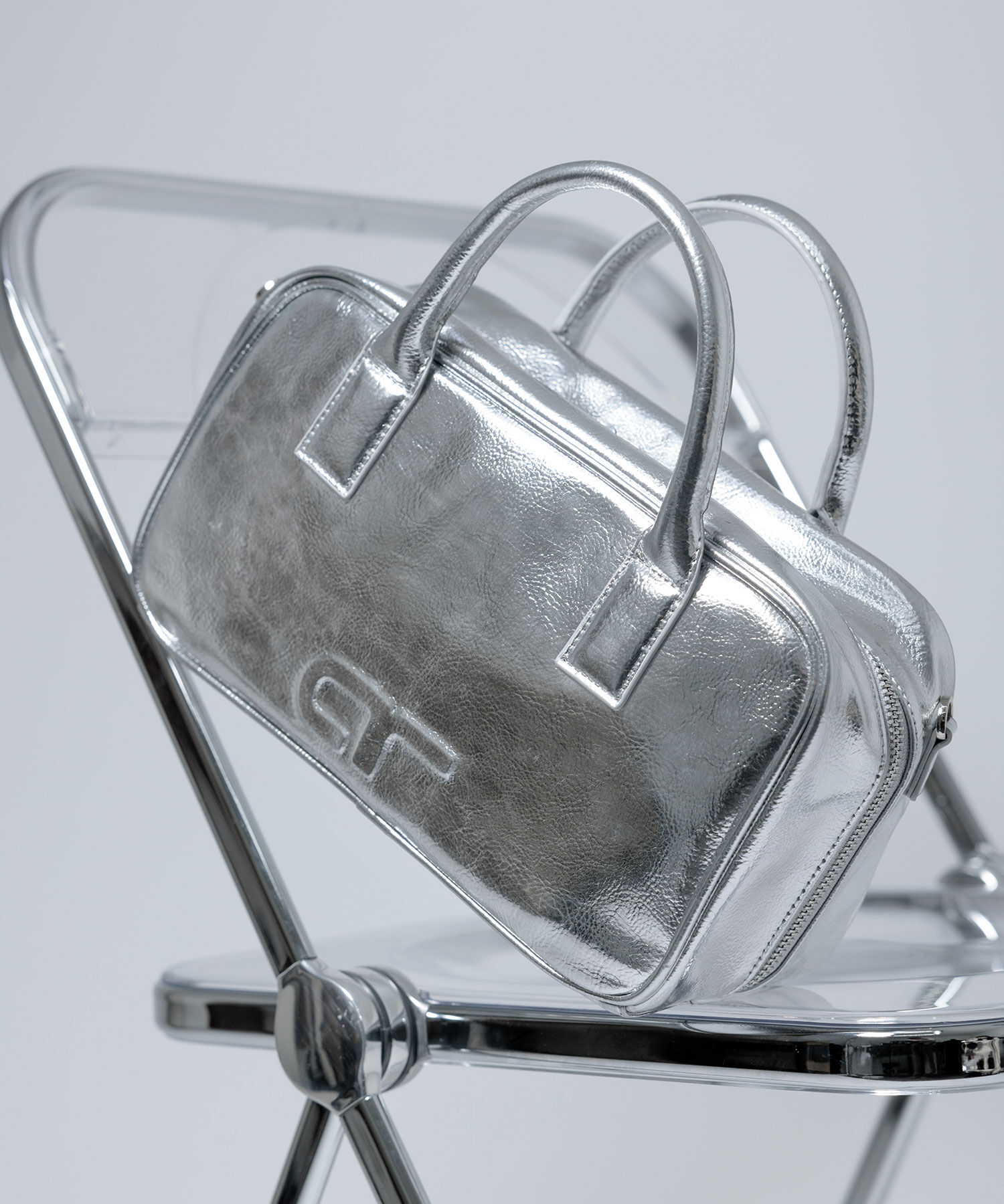 ADAM ET ROPE'「【一部WEB限定カラー・再入荷・サステナブル】ロゴスクエアボストンバッグ」|ショルダー・メッセンジャー|