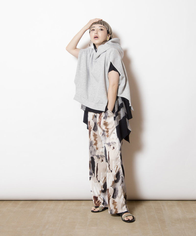  「イレギュラーヘムフードプルオーバー」|パーカー|