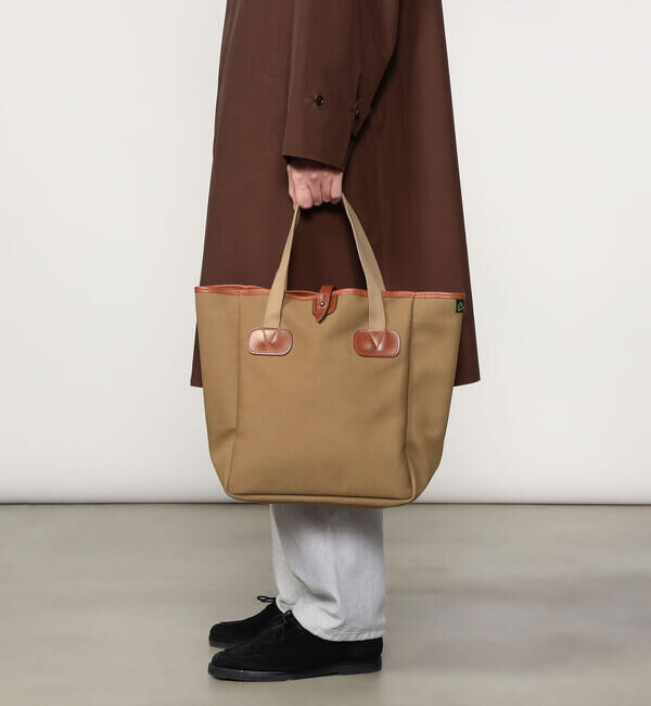 Brady「Brady | 〈別注〉DERWENT」|トートバッグ|KHAKI