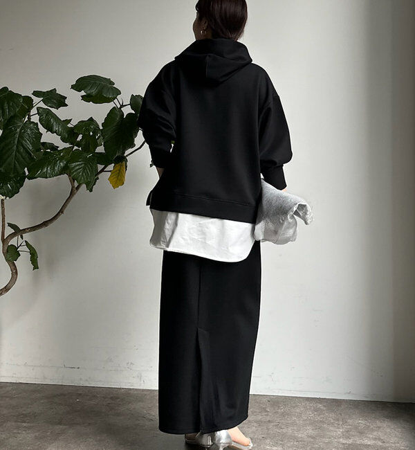  「【WEB限定】レイヤードフーディー＋タイトスカートセット」|スーツ|