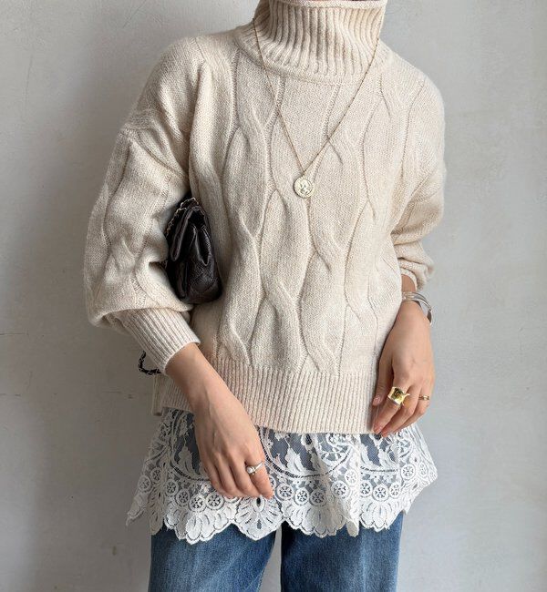  「【WEB限定】ケーブル柄ハイネックプルオーバー」|ニット・セーター|アイボリー