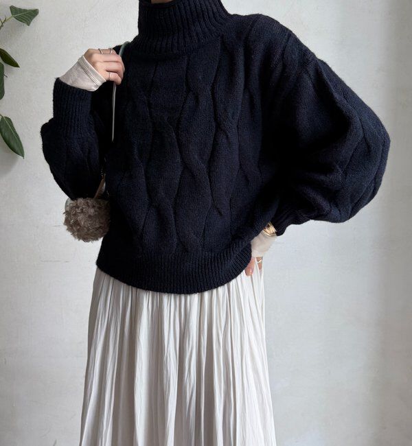  「【WEB限定】ケーブル柄ハイネックプルオーバー」|ニット・セーター|