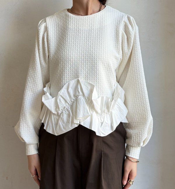  「【WEB限定】フクレジャガード裾フリルトップス」|Tシャツ・カットソー|