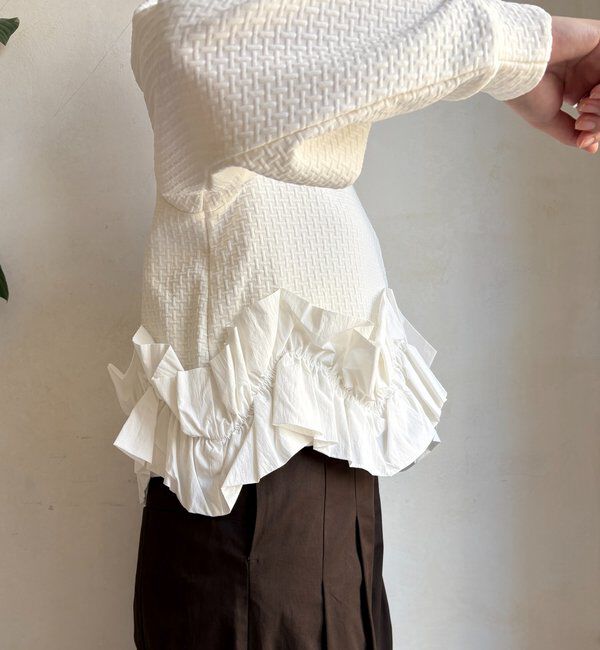  「【WEB限定】フクレジャガード裾フリルトップス」|Tシャツ・カットソー|