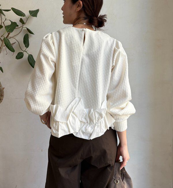  「【WEB限定】フクレジャガード裾フリルトップス」|Tシャツ・カットソー|