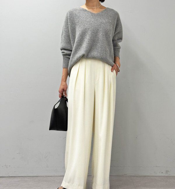  「【ウォッシャブル】【シーズンレスで使える】タックワイドスラックス」|チノ|