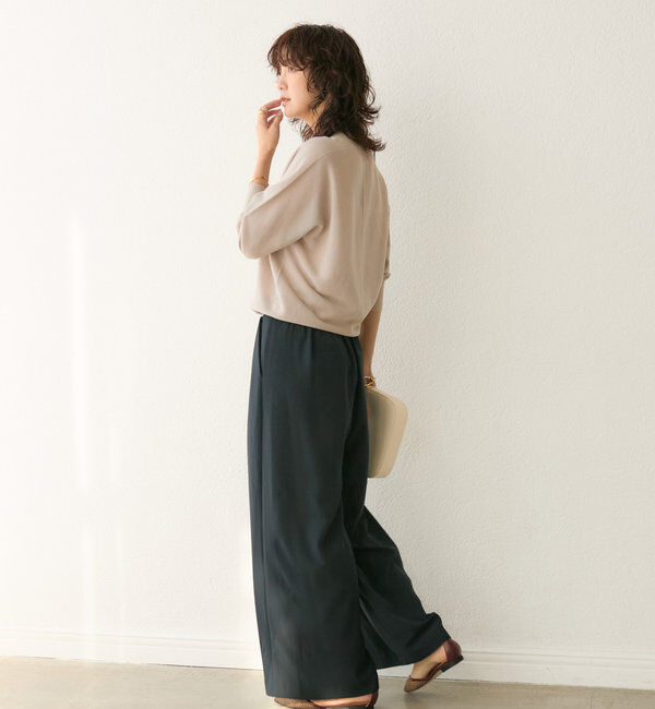  「【ウォッシャブル】【シーズンレスで使える】タックワイドスラックス」|チノ|