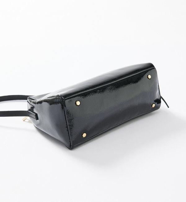  「【コーデのポイントに】パテントレザーミニバッグ」|ショルダー・メッセンジャー|