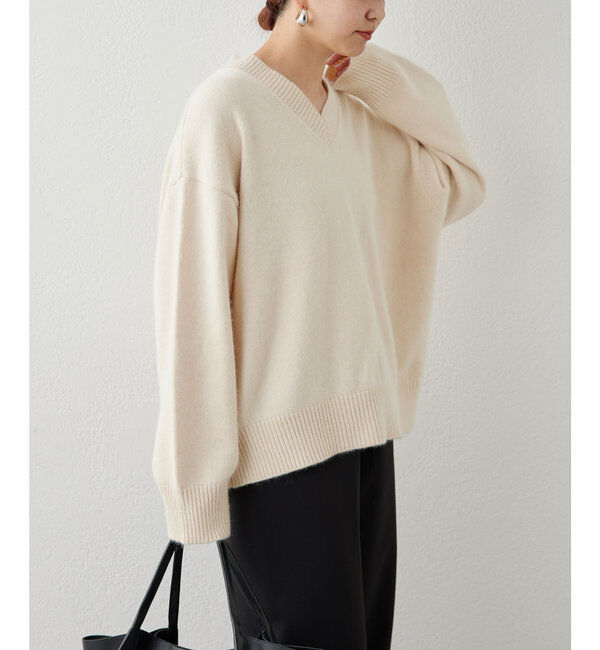  「【MANAKA企画】バックスリットVニット」|ニット・セーター|