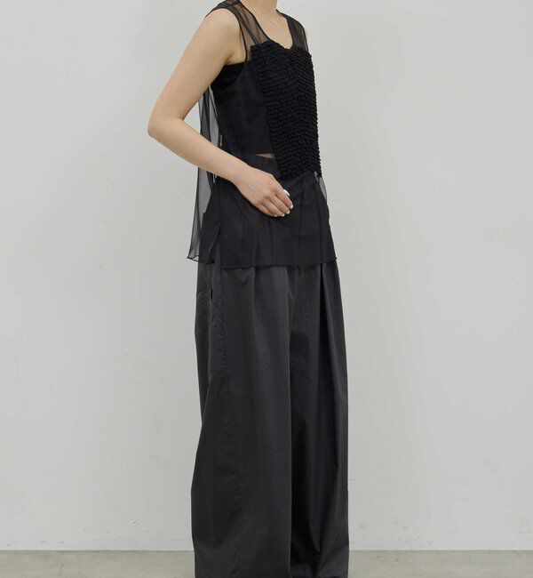  「【HERITANOVUM】ラッフルボザムスリーブレスブラウス」|シャツ・ブラウス|