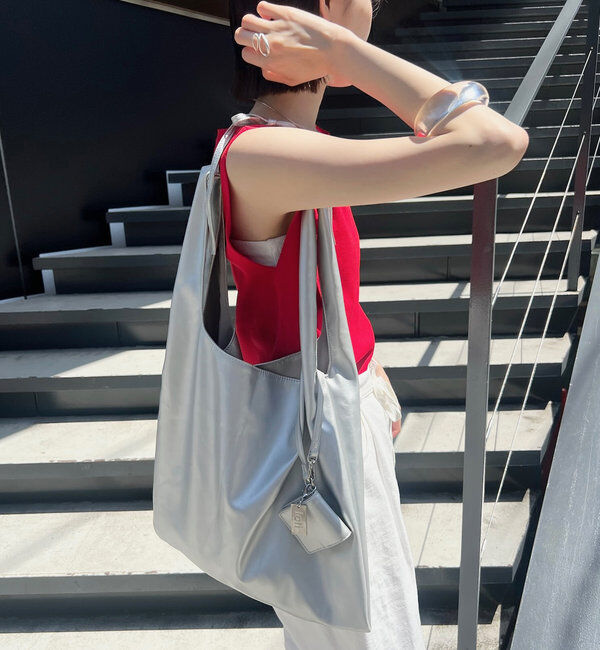  「【A4サイズ収納可】loti コインケース付きトート」|トートバッグ|