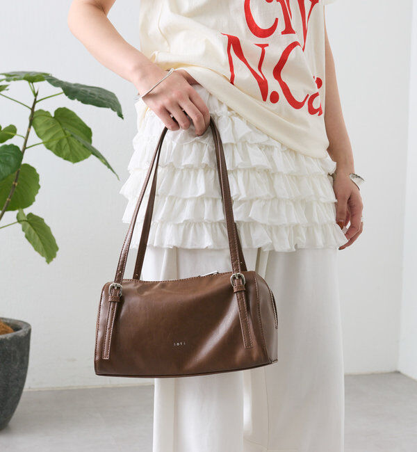  「【500mlペットボトル収納可◎】lotiワイドボストンバッグ」|ボストンバッグ|