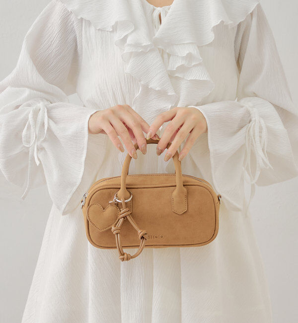  「ハートチャーム付き横長ボストンバッグ」|ボストンバッグ|