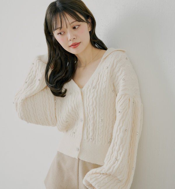  「【SALON by Chico】フラワービジュー襟付きルーズニットカーディガン」|カーディガン|