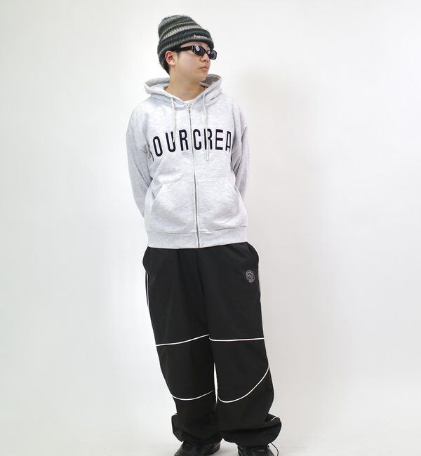  「【Sourcream/サワークリーム】カレッジロゴ刺繍ジップパーカー」|パーカー|