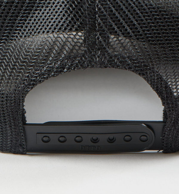  「VARIOUSNOロゴプリントラインストーンメッシュCAP/OTTO(オットー)」|ハット|