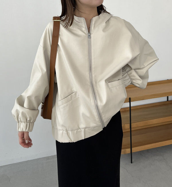  「＜YENN＞レザーフーディージャケット」|ブルゾン・スタジャン|