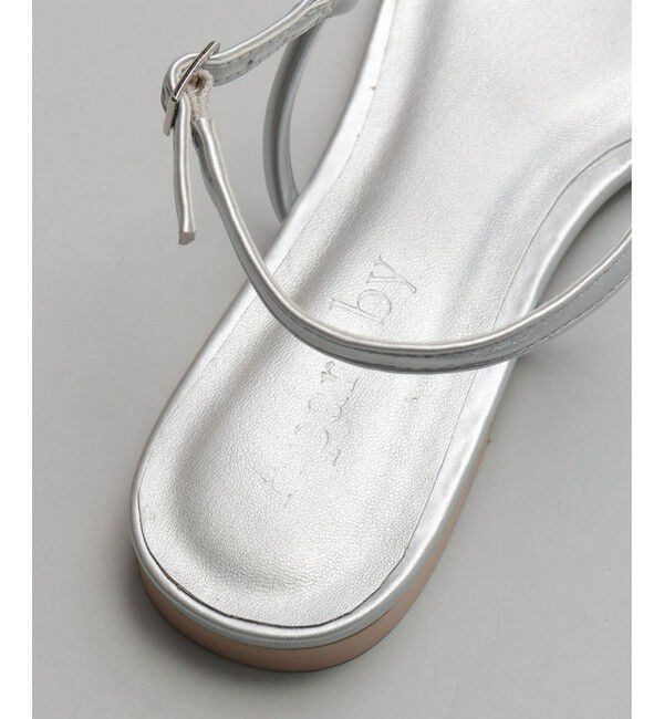 A part by 「クロスフラットサンダル」|サンダル|