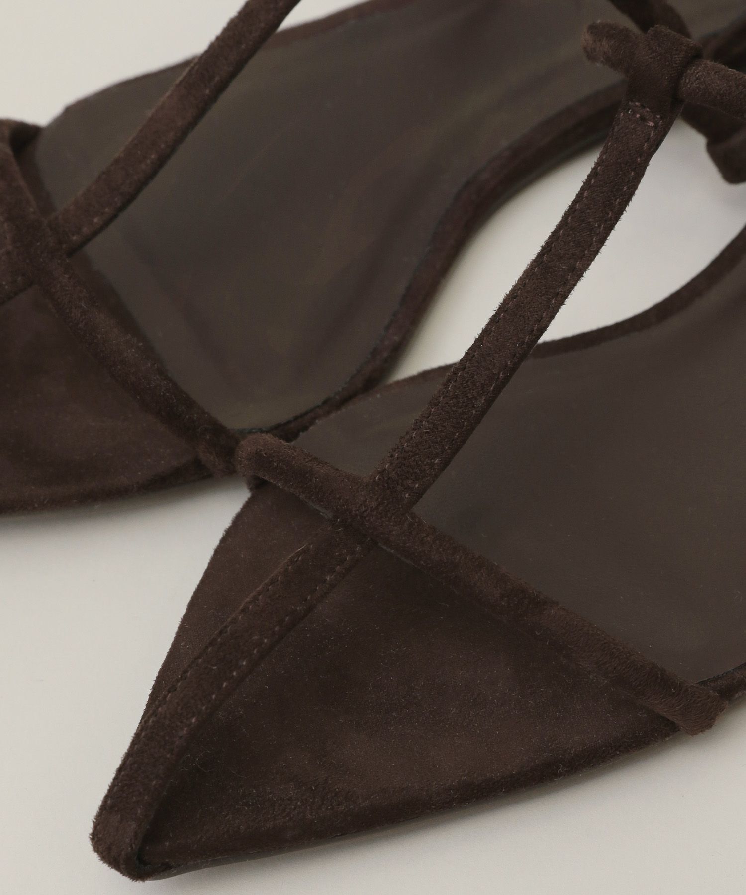 A part by 「クロスフラットサンダル」|サンダル|