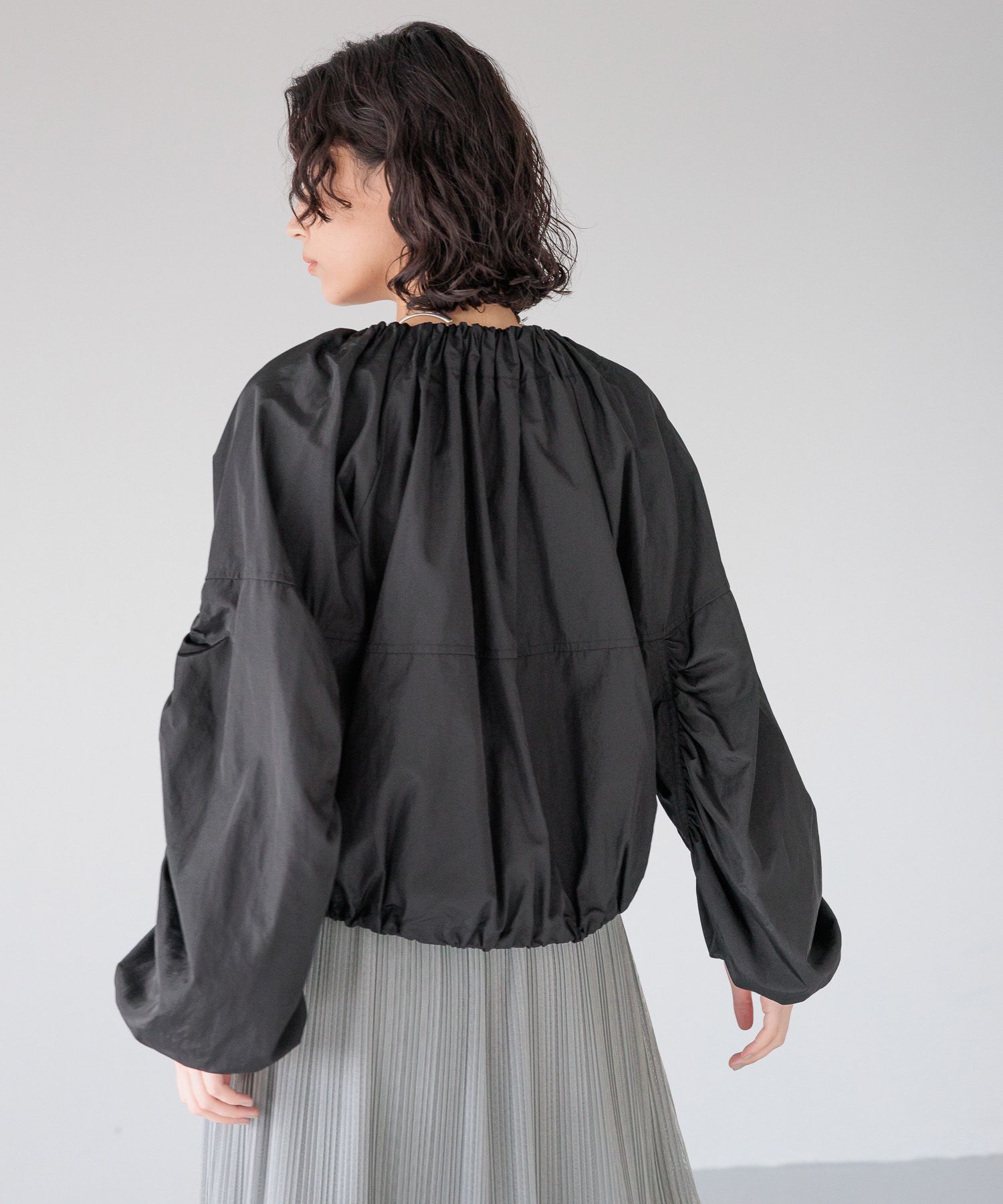 A part by 「ギャザーブルゾン」|ブルゾン・スタジャン|