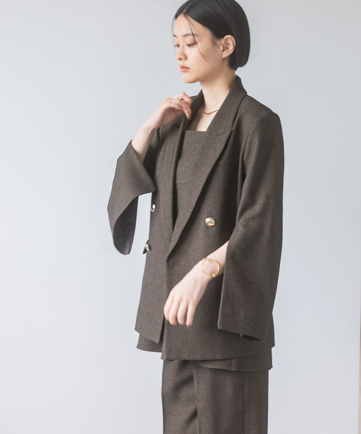 A part by 「【セットアップ対応】Ｗテーラードスリットジャケット」|テーラードジャケット|