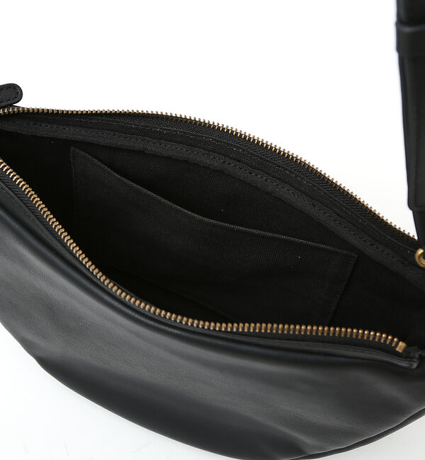 collex「レザーハーフムーンワンショルダーバッグ」|ショルダー・メッセンジャー|