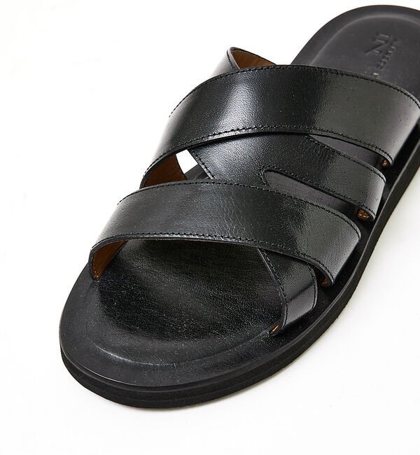 alfredoBANNISTER「【一部店舗＋WEB限定】クロスレザー アクセント サンダル」|サンダル|