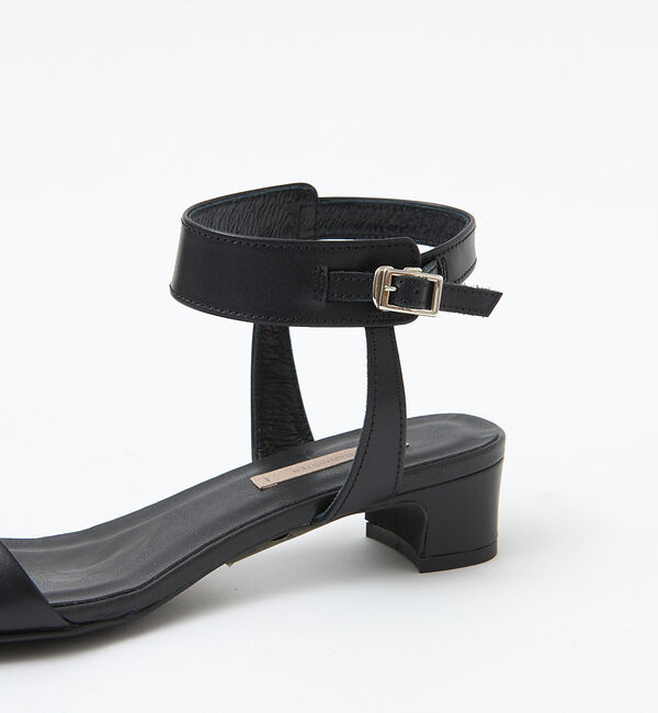 AU BANNISTER「スクエアトゥミドルヒールサンダル」|サンダル|