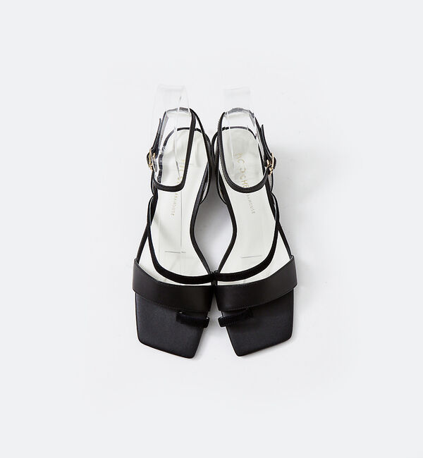 AU BANNISTER「アンクルストラップトングサンダル」|サンダル|