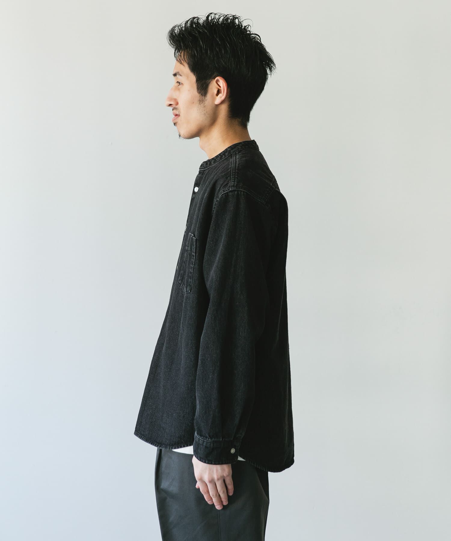 URBAN RESEARCH DOORS「デニムバンドカラーシャツ」|シャツ・ブラウス|